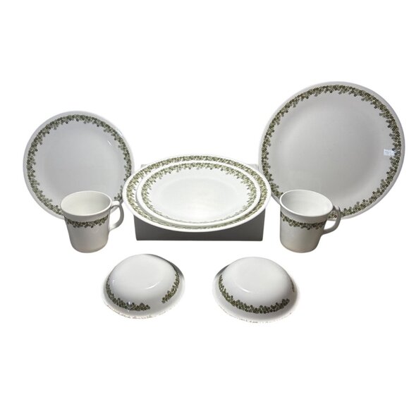 Corelle Crazy Daisy Set 2 Each of Dinner & Salad Plates, Mugs and Small Bowls - Picture 1 of 12